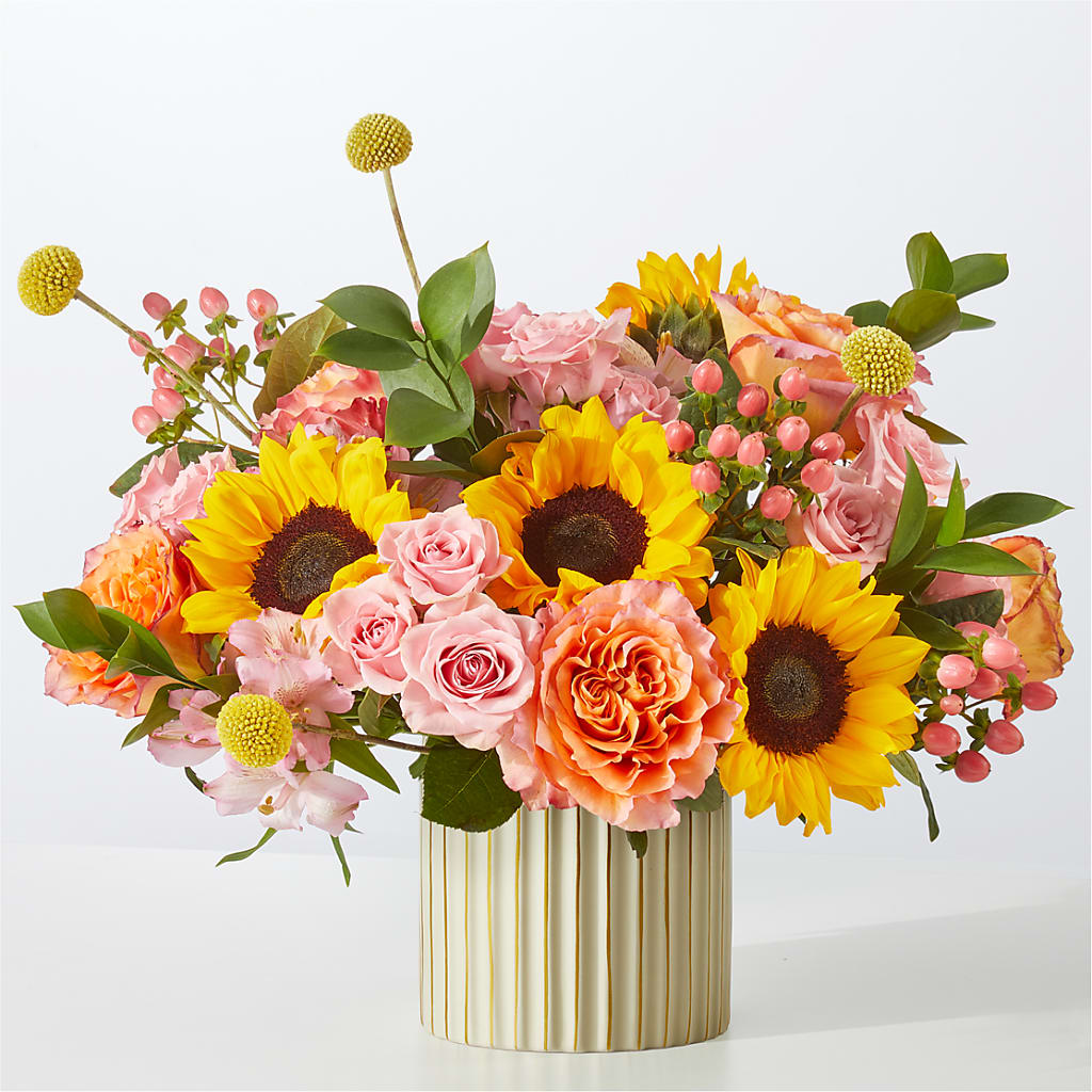 Sun's Out Bouquet – TIFFANEY'S FLOWERS & GIFTS, Junction City KY