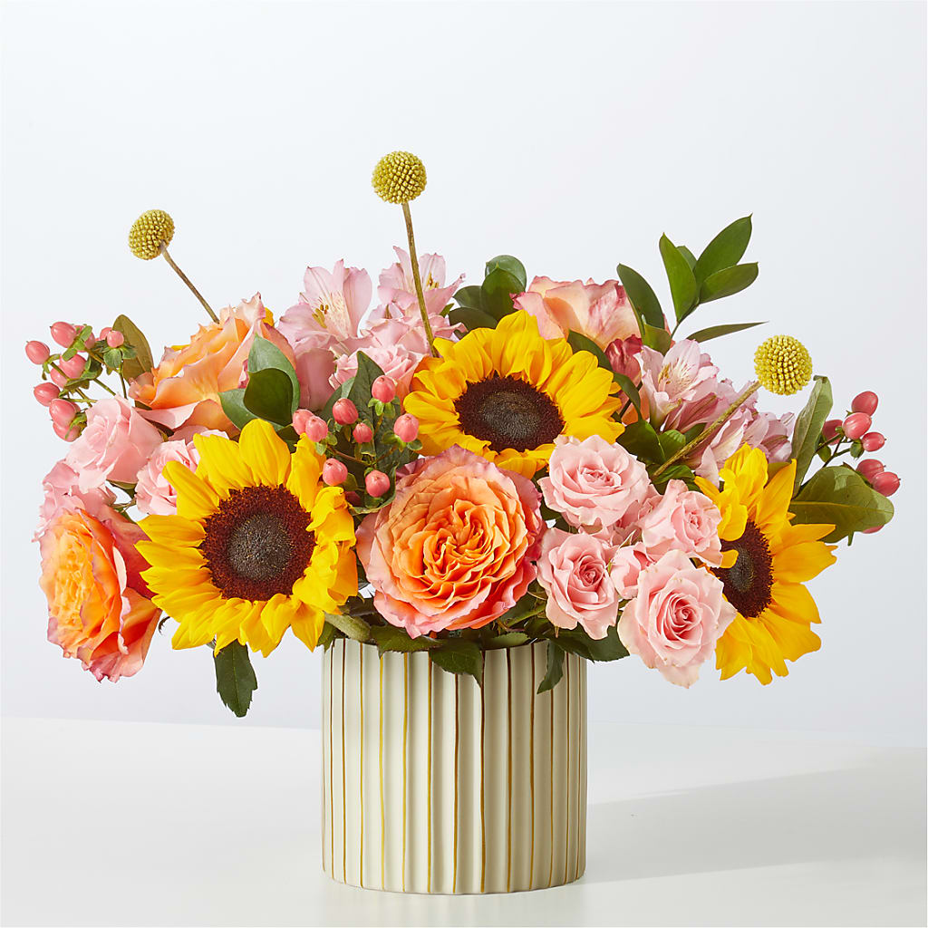Sun's Out Bouquet – TIFFANEY'S FLOWERS & GIFTS, Junction City KY