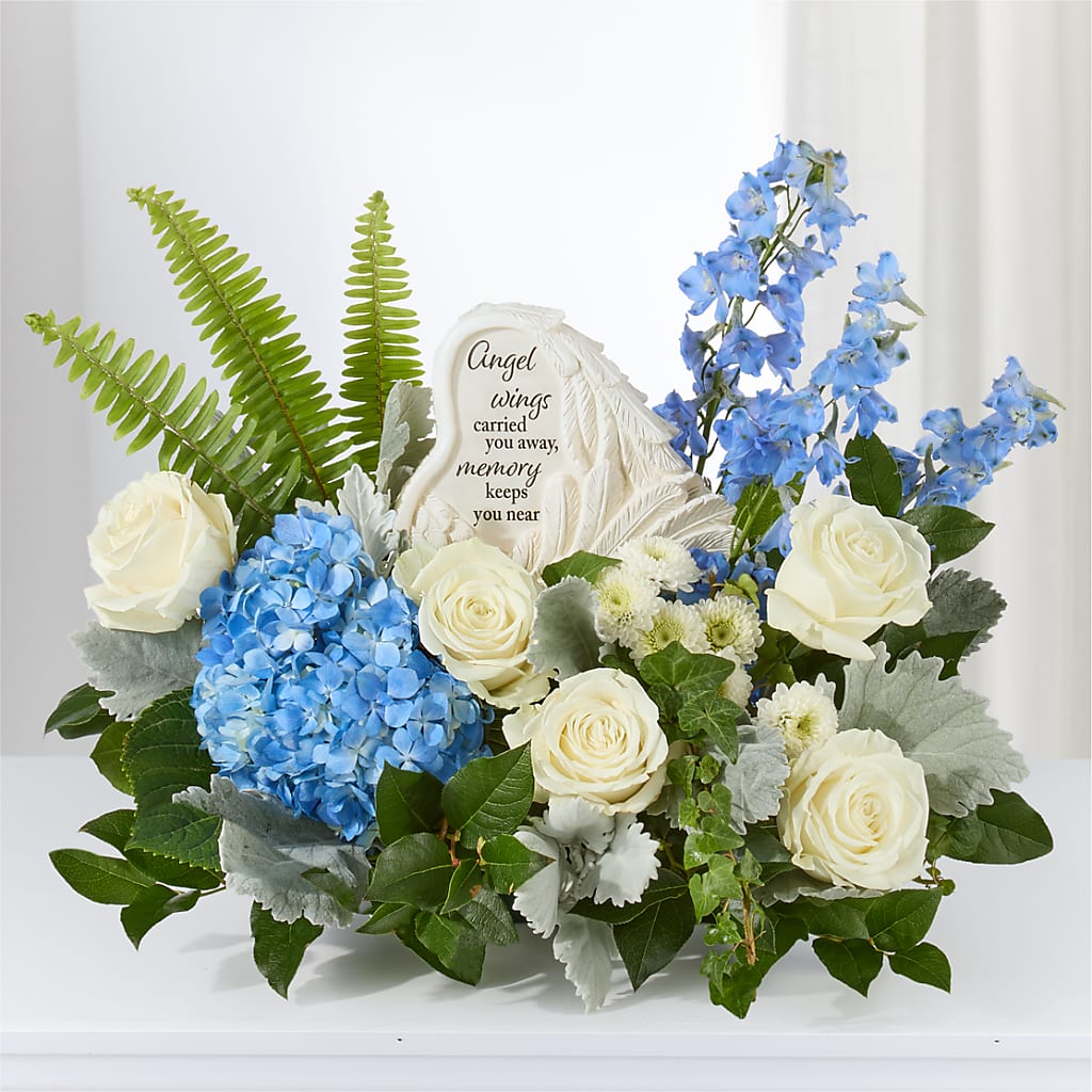 Dearest Arrangement – TIFFANEY'S FLOWERS & GIFTS, Junction City KY
