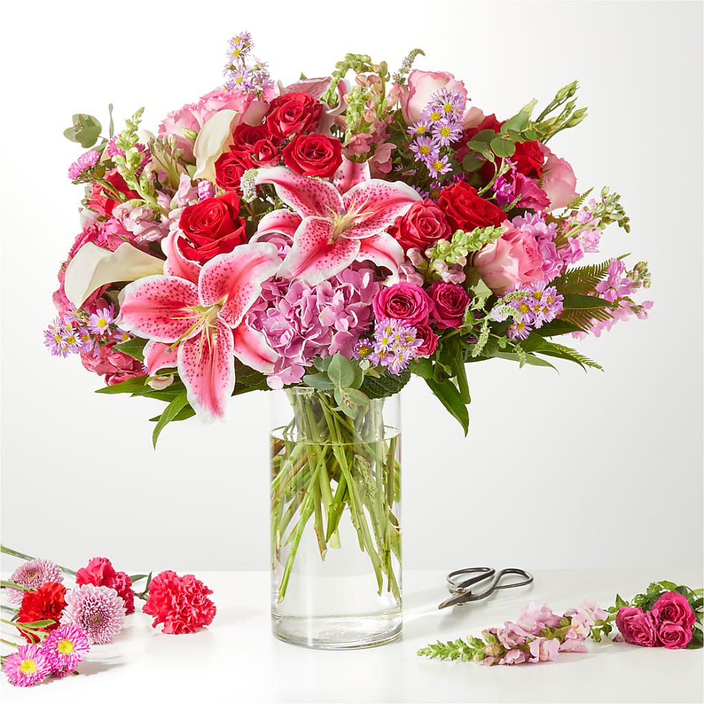 Swooning Over You - A Luxury Florist Original – TIFFANEY'S FLOWERS & GIFTS, Junction City KY