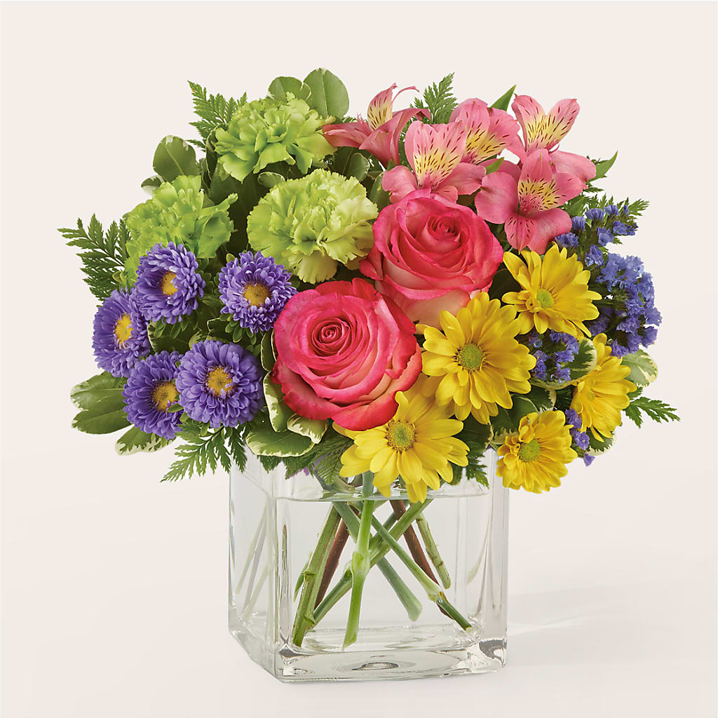 Candy Jar Bouquet – TIFFANEY'S FLOWERS & GIFTS, Junction City KY