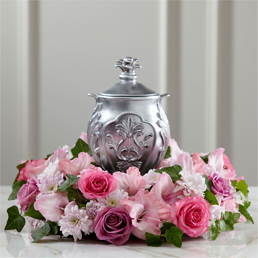 Glorious Tribute Arrangement – TIFFANEY'S FLOWERS & GIFTS, Junction City KY