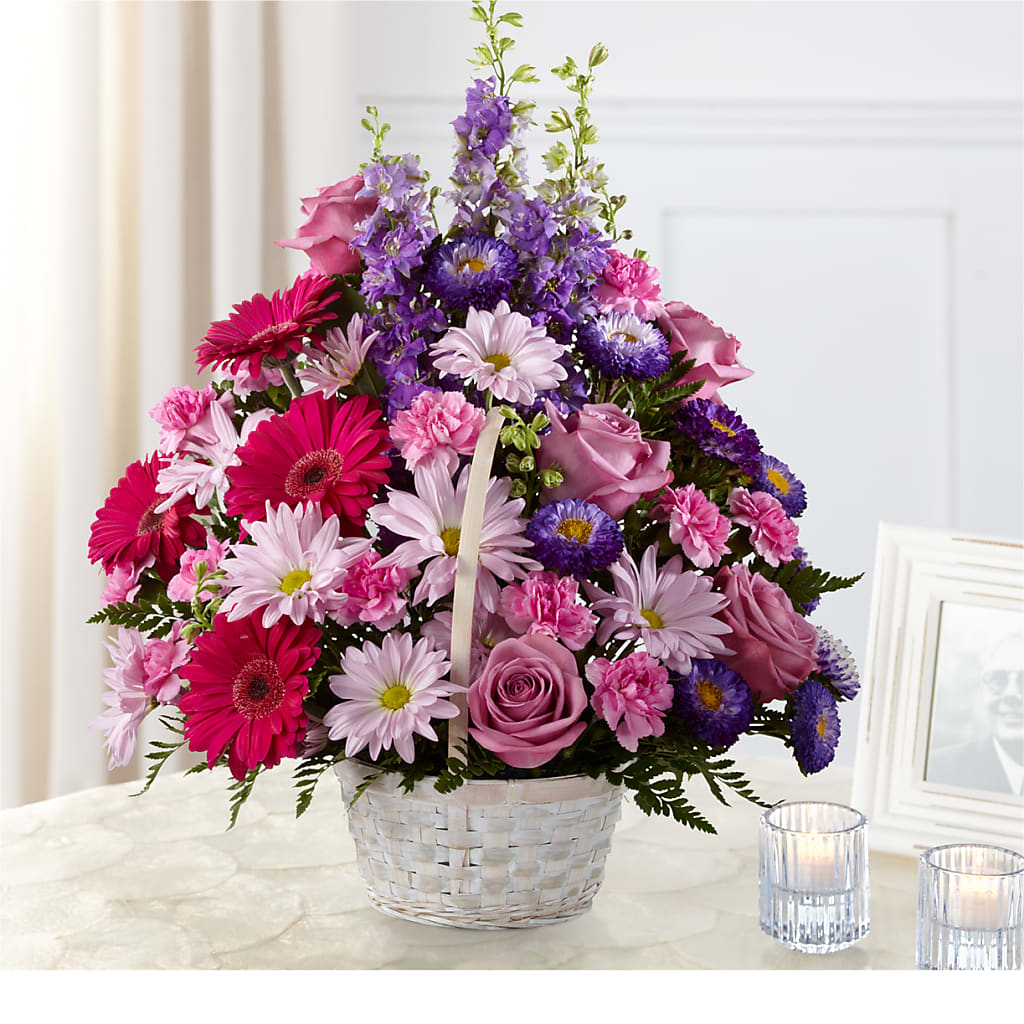 Pastel Peace Basket – TIFFANEY'S FLOWERS & GIFTS, Junction City KY