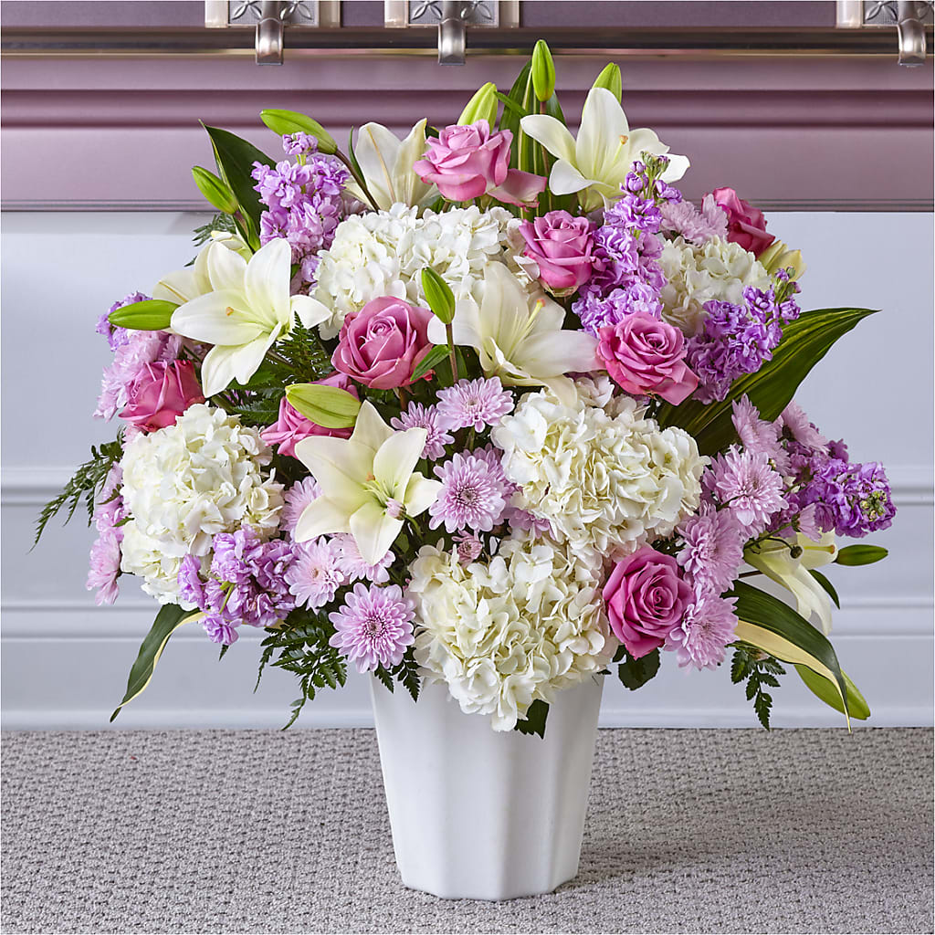 Heaven Sent Floor Basket – TIFFANEY'S FLOWERS & GIFTS, Junction City KY