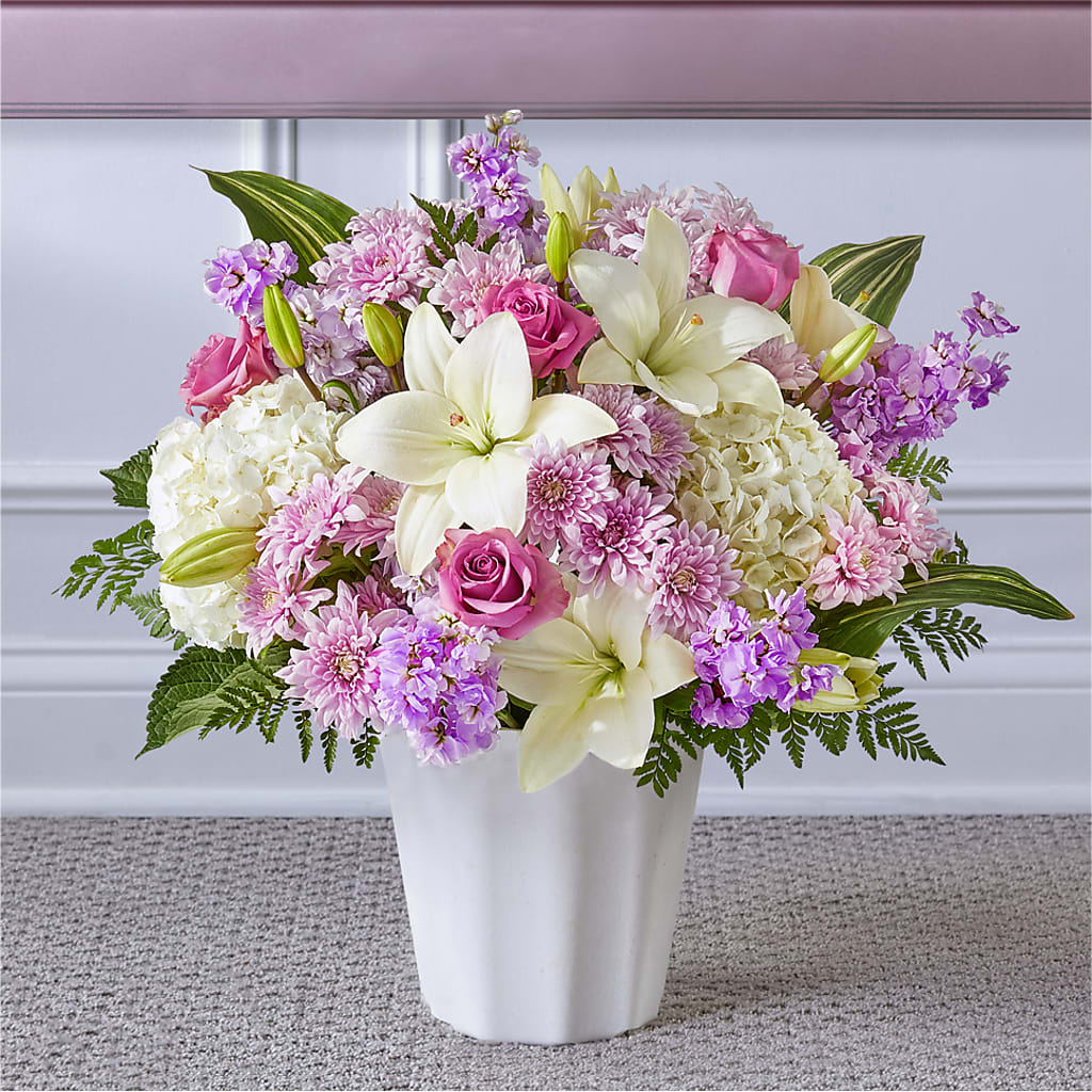Heaven Sent Floor Basket – TIFFANEY'S FLOWERS & GIFTS, Junction City KY