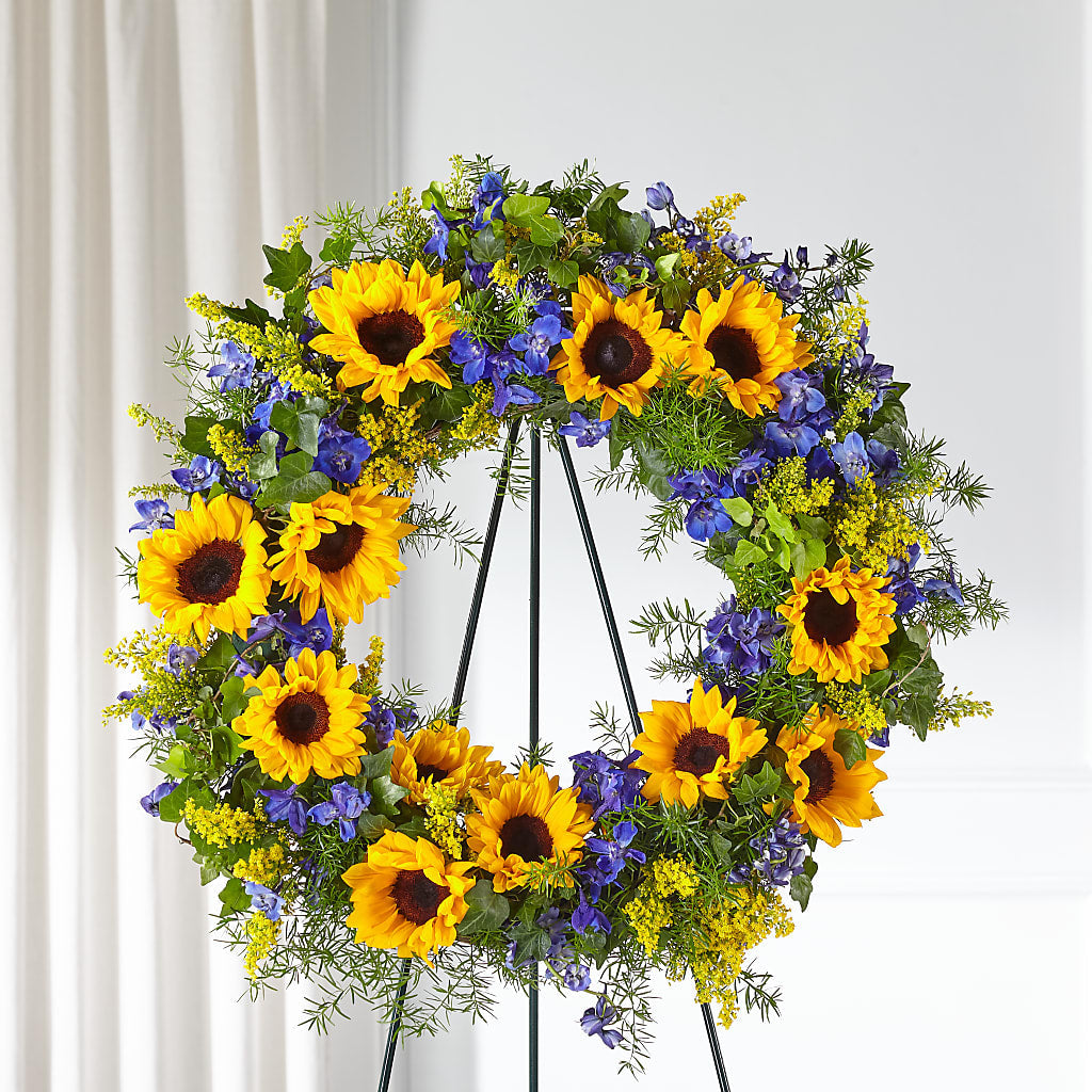 Bright Rays Wreath – TIFFANEY'S FLOWERS & GIFTS, Junction City KY