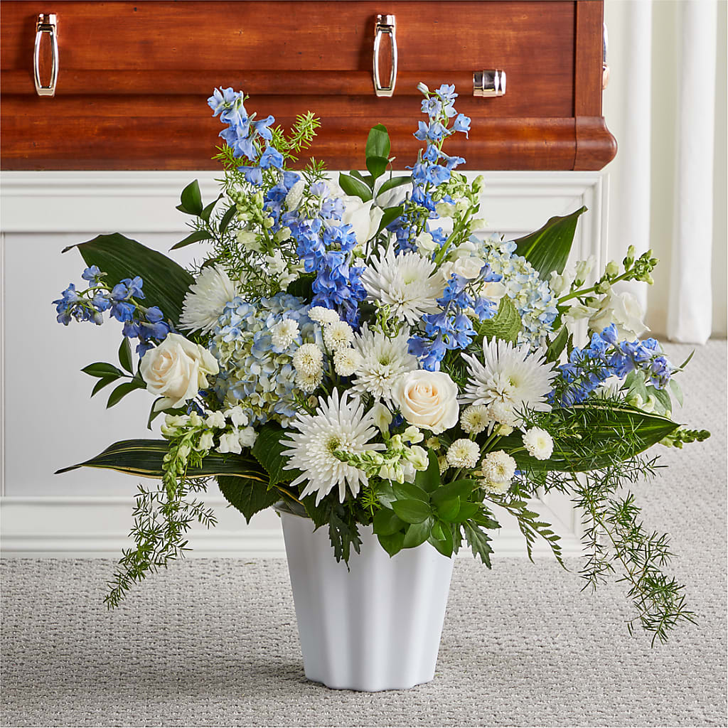 Everlasting Memories Floor Basket – TIFFANEY'S FLOWERS & GIFTS, Junction City KY