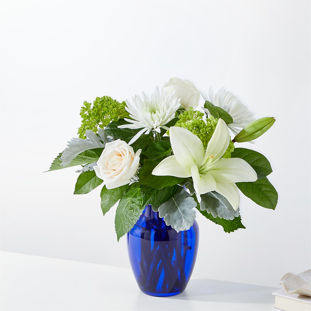 Snowy Dreams Bouquet – TIFFANEY'S FLOWERS & GIFTS, Junction City KY