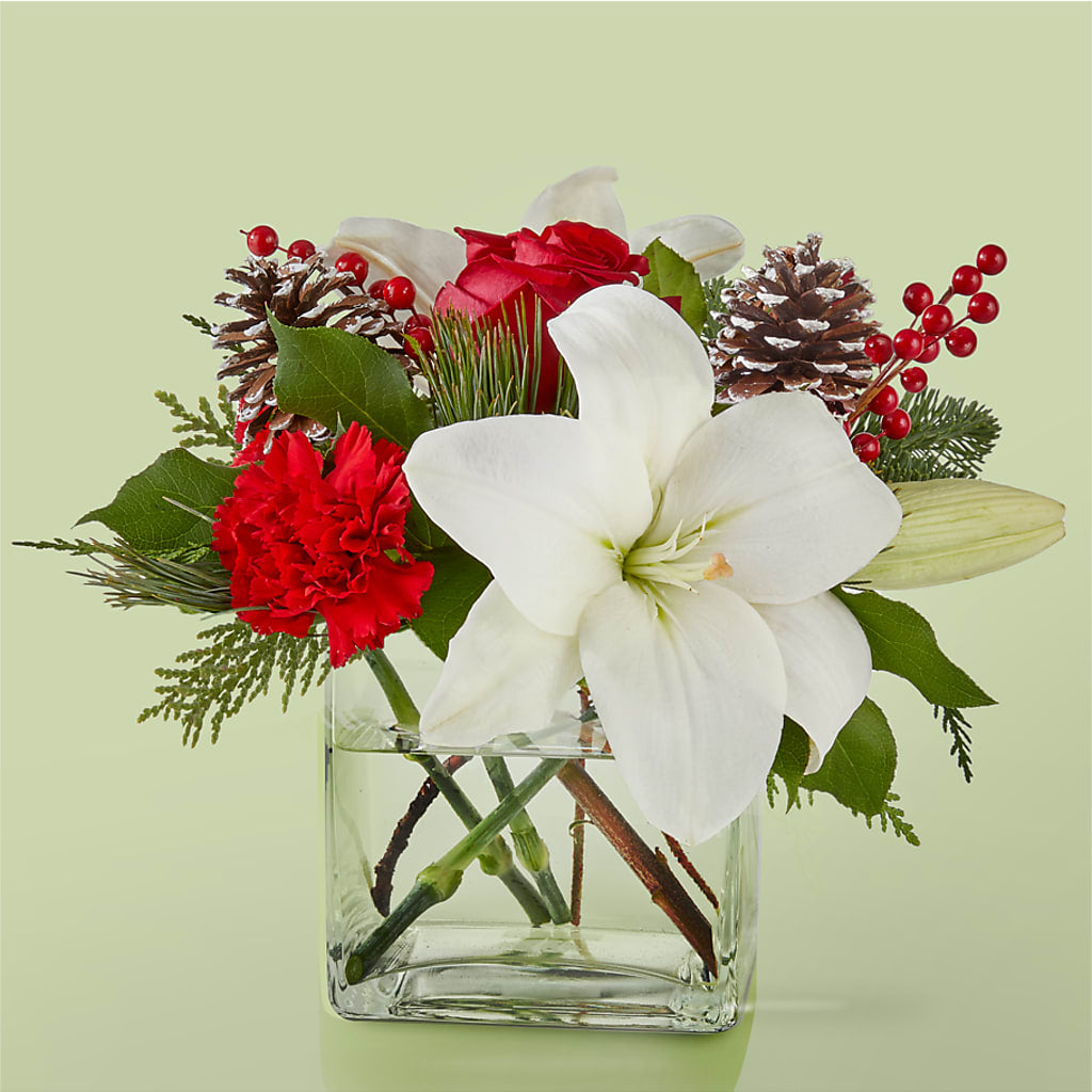 Glistening Icicles Bouquet – TIFFANEY'S FLOWERS & GIFTS, Junction City KY