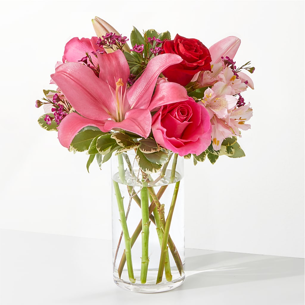 Lucky in Love Bouquet – TIFFANEY'S FLOWERS & GIFTS, Junction City KY