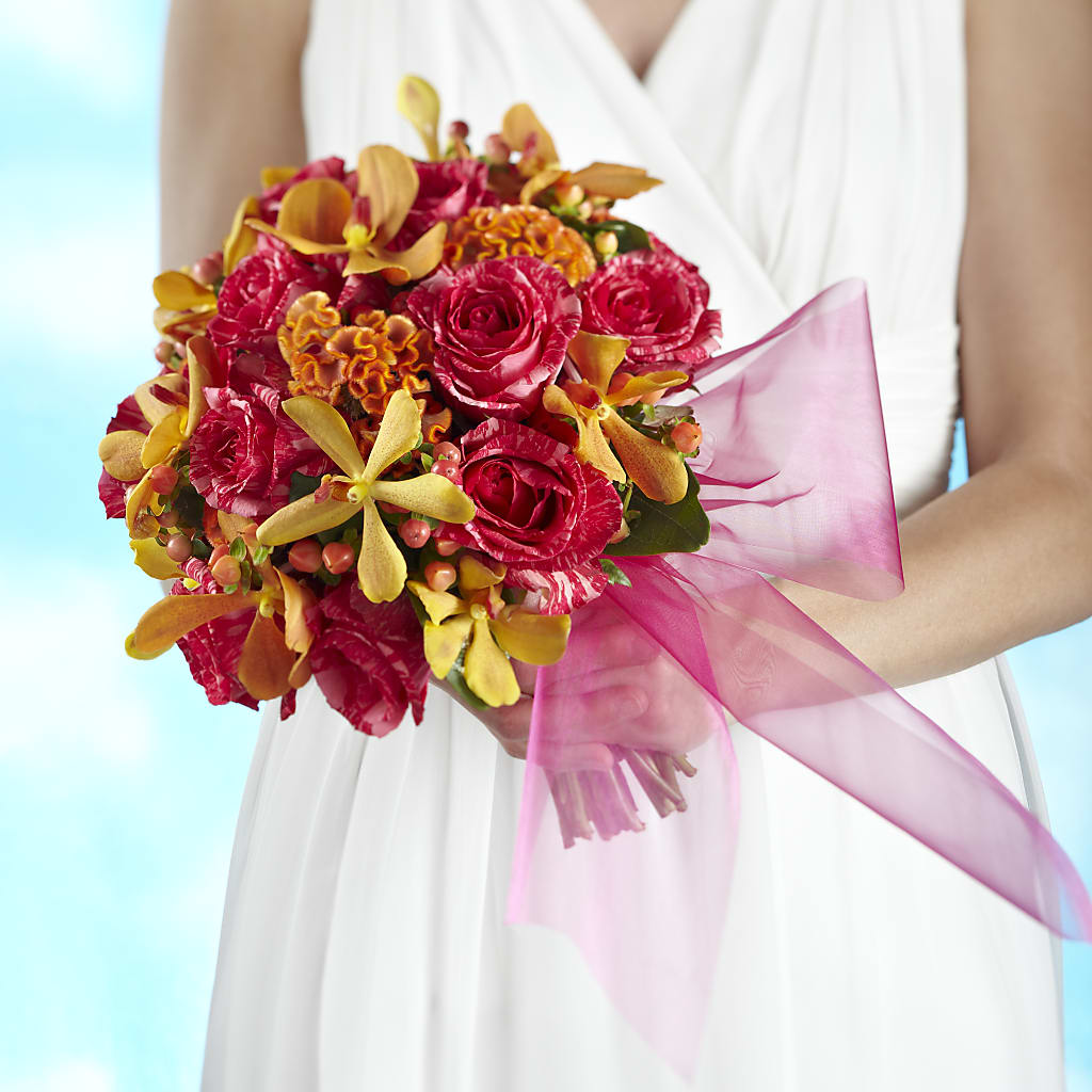 Brilliant Shades of Love Bouquet – TIFFANEY'S FLOWERS & GIFTS, Junction City KY