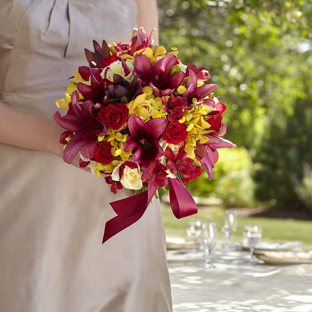 Sunningdale Bouquet – TIFFANEY'S FLOWERS & GIFTS, Junction City KY