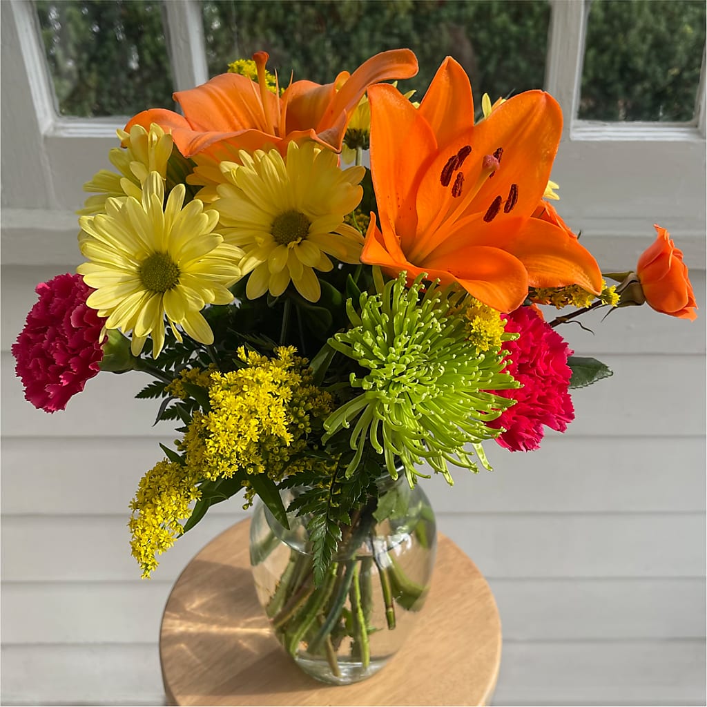 Bold & Bright – A Florist Original – TIFFANEY'S FLOWERS & GIFTS, Junction City KY