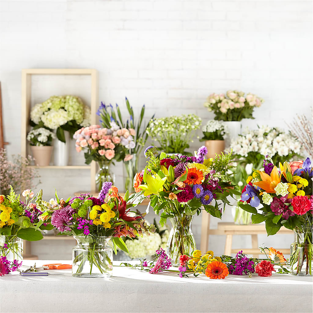 Bold & Bright – A Florist Original – TIFFANEY'S FLOWERS & GIFTS, Junction City KY