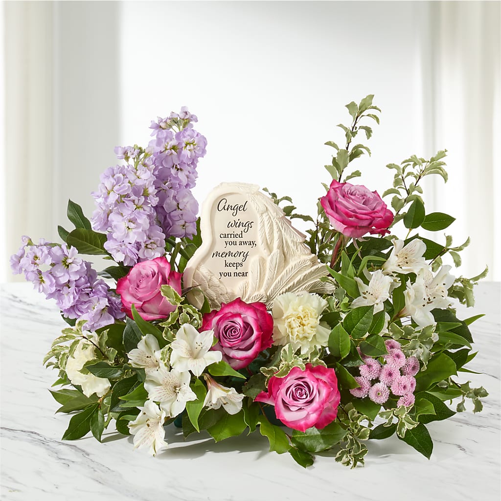In My Heart Arrangement – TIFFANEY'S FLOWERS & GIFTS, Junction City KY