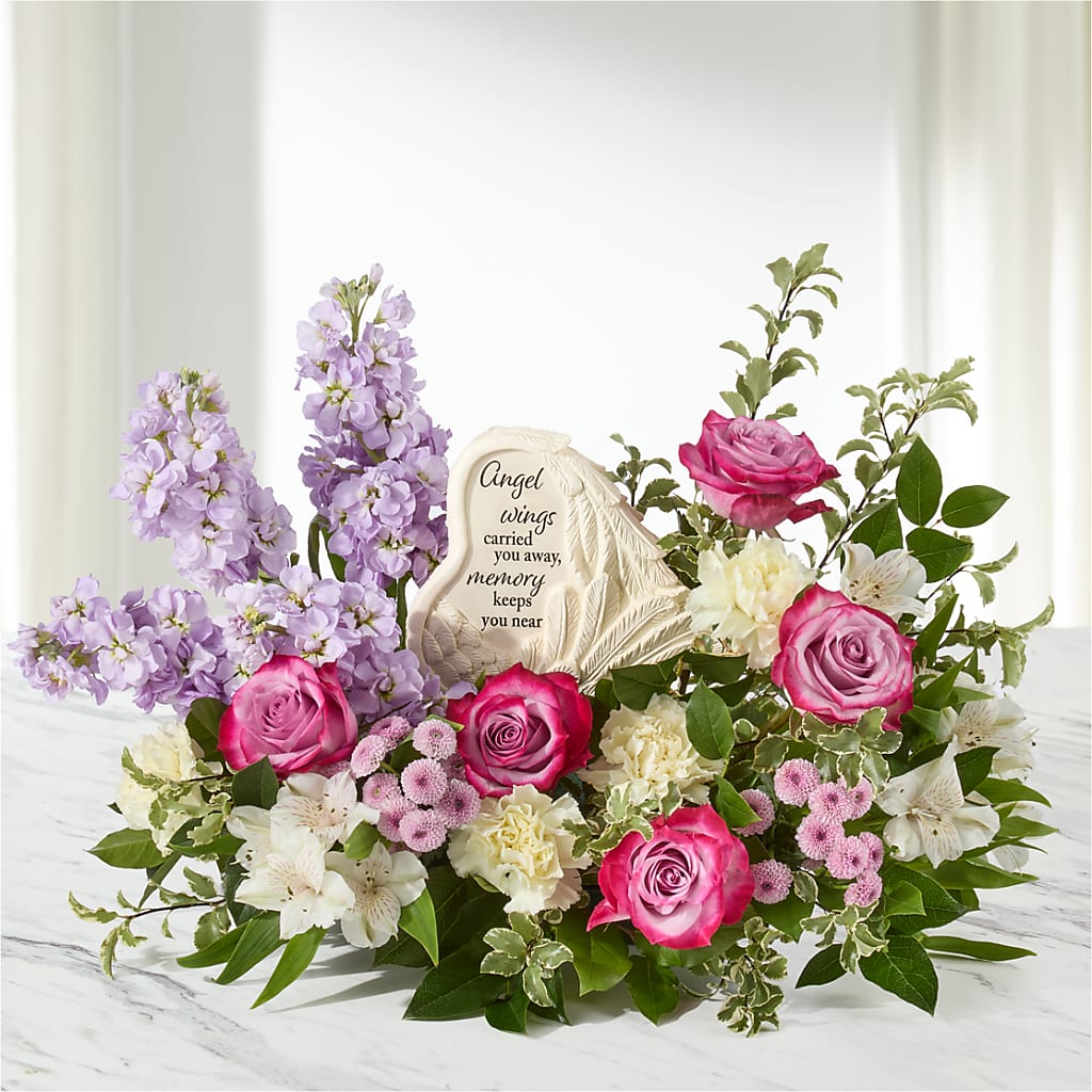 In My Heart Arrangement – TIFFANEY'S FLOWERS & GIFTS, Junction City KY