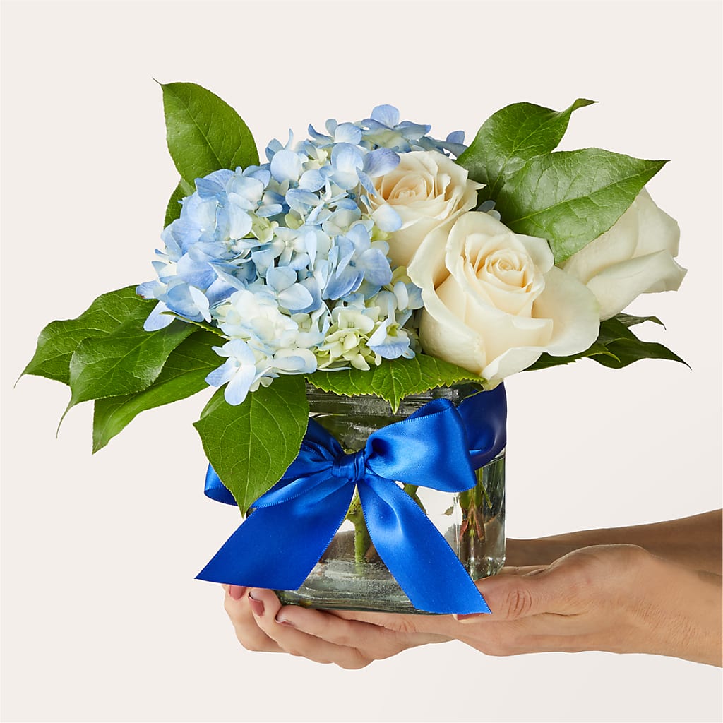 Sky Blue Delight Bouquet – TIFFANEY'S FLOWERS & GIFTS, Junction City KY