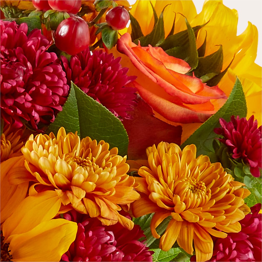Sweater Season - A Florist Original – TIFFANEY'S FLOWERS & GIFTS, Junction City KY