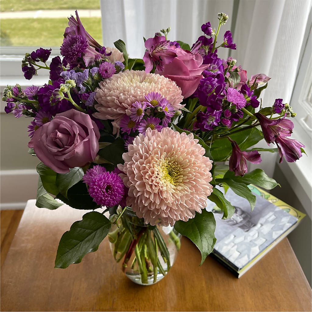 Ultraviolet Bouquet – TIFFANEY'S FLOWERS & GIFTS, Junction City KY