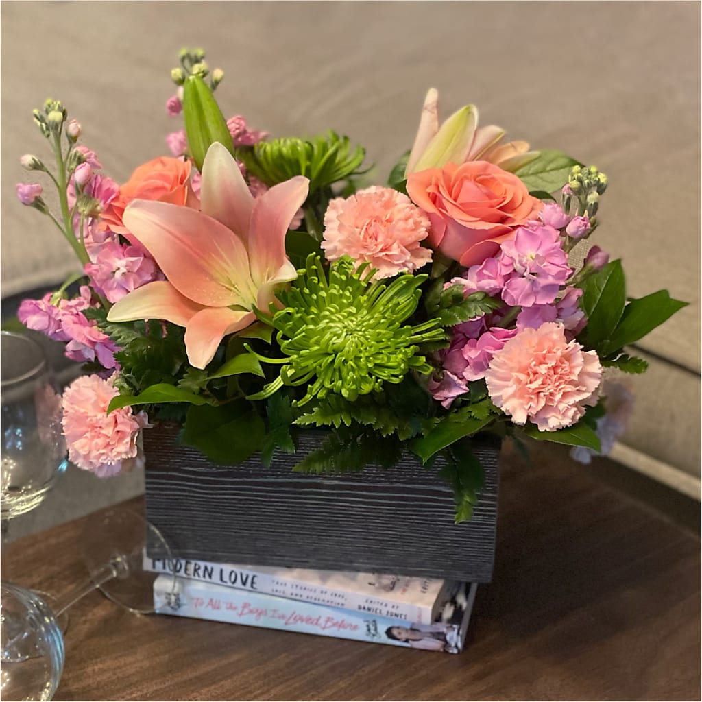 Beautiful Spirit Basket – TIFFANEY'S FLOWERS & GIFTS, Junction City KY