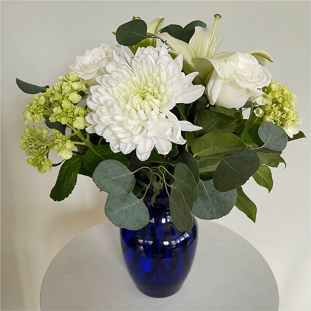 Snowy Dreams Bouquet – TIFFANEY'S FLOWERS & GIFTS, Junction City KY