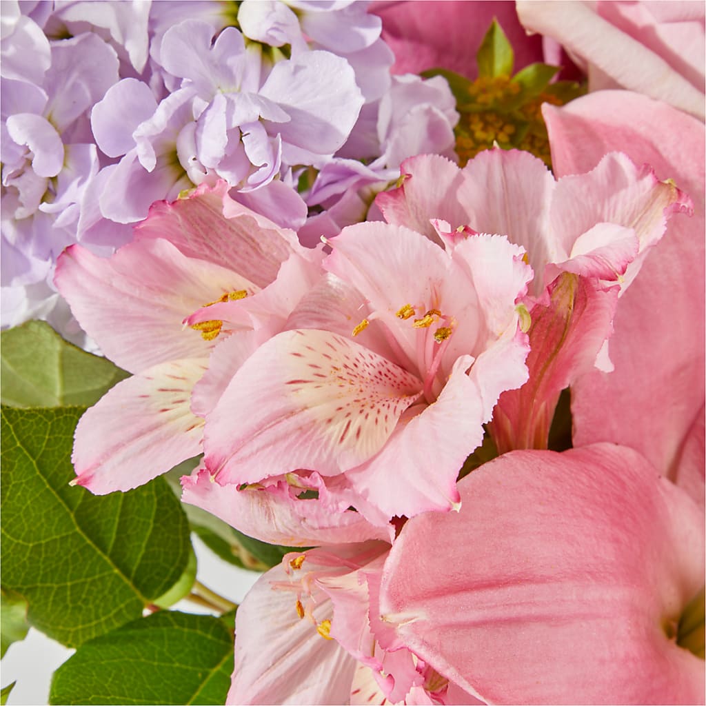 The Crown Jewel Bouquet – TIFFANEY'S FLOWERS & GIFTS, Junction City KY