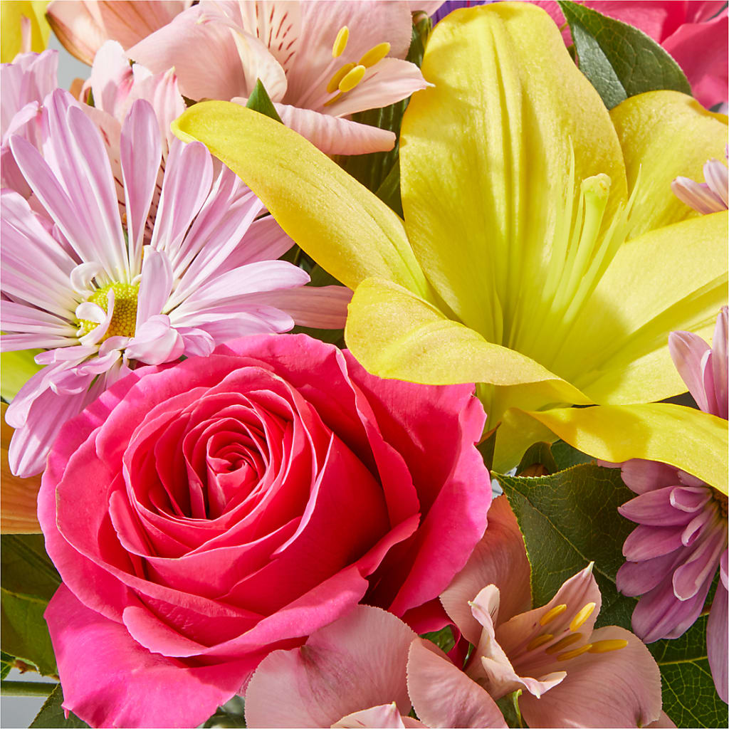 Sprinkles Bouquet – TIFFANEY'S FLOWERS & GIFTS, Junction City KY