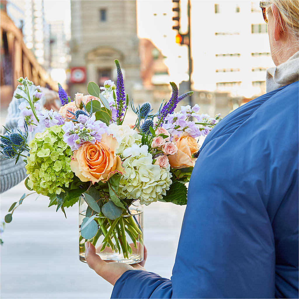 Porch Swing Bouquet – TIFFANEY'S FLOWERS & GIFTS, Junction City KY