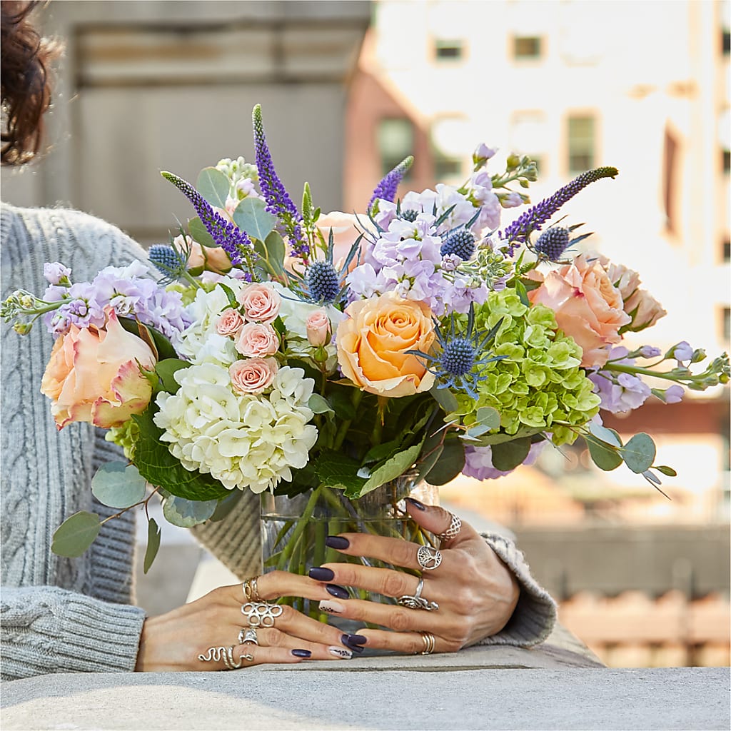 Porch Swing Bouquet – TIFFANEY'S FLOWERS & GIFTS, Junction City KY