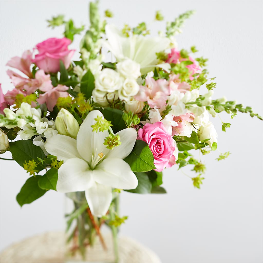 Fondly Bouquet – TIFFANEY'S FLOWERS & GIFTS, Junction City KY